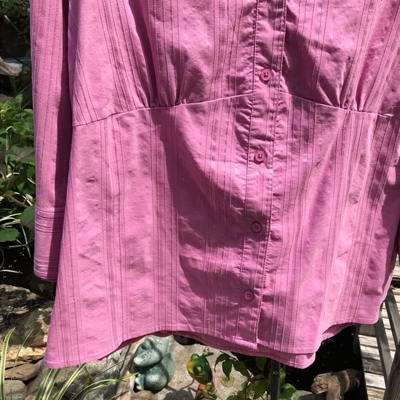 Women’s Pink Button Down Blouse - Picture 3 of 10